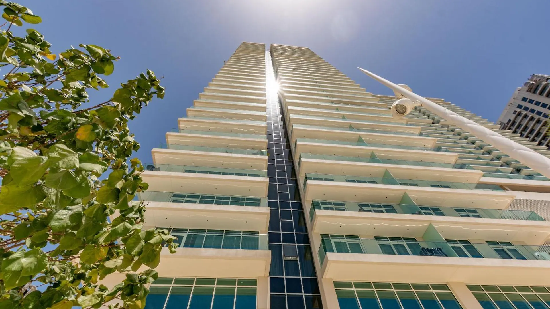 Vayk - Stunning 2Br In Emaar Beachfront With Beach Access Dubai 0*,  United Arab Emirates