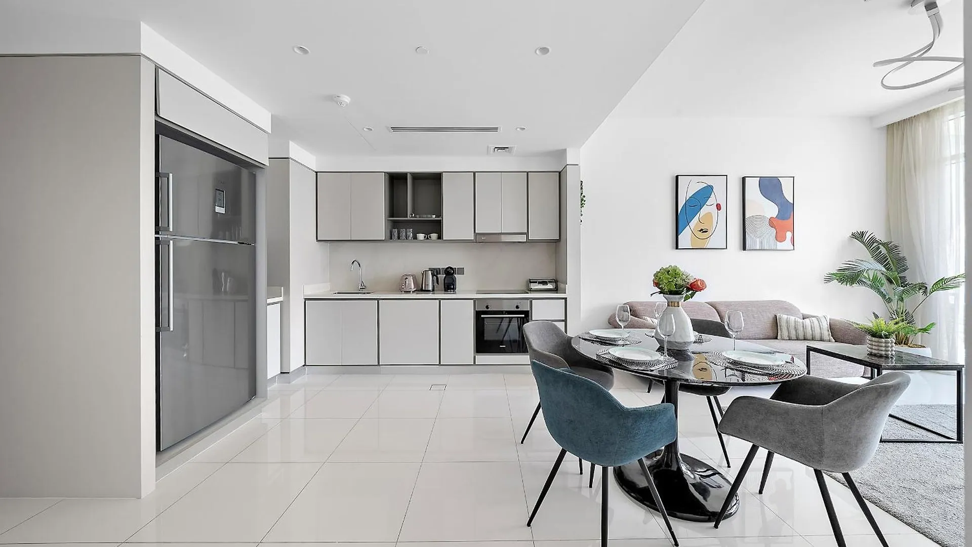 Vayk - Stunning 2Br In Emaar Beachfront With Beach Access Dubai 0*,  United Arab Emirates